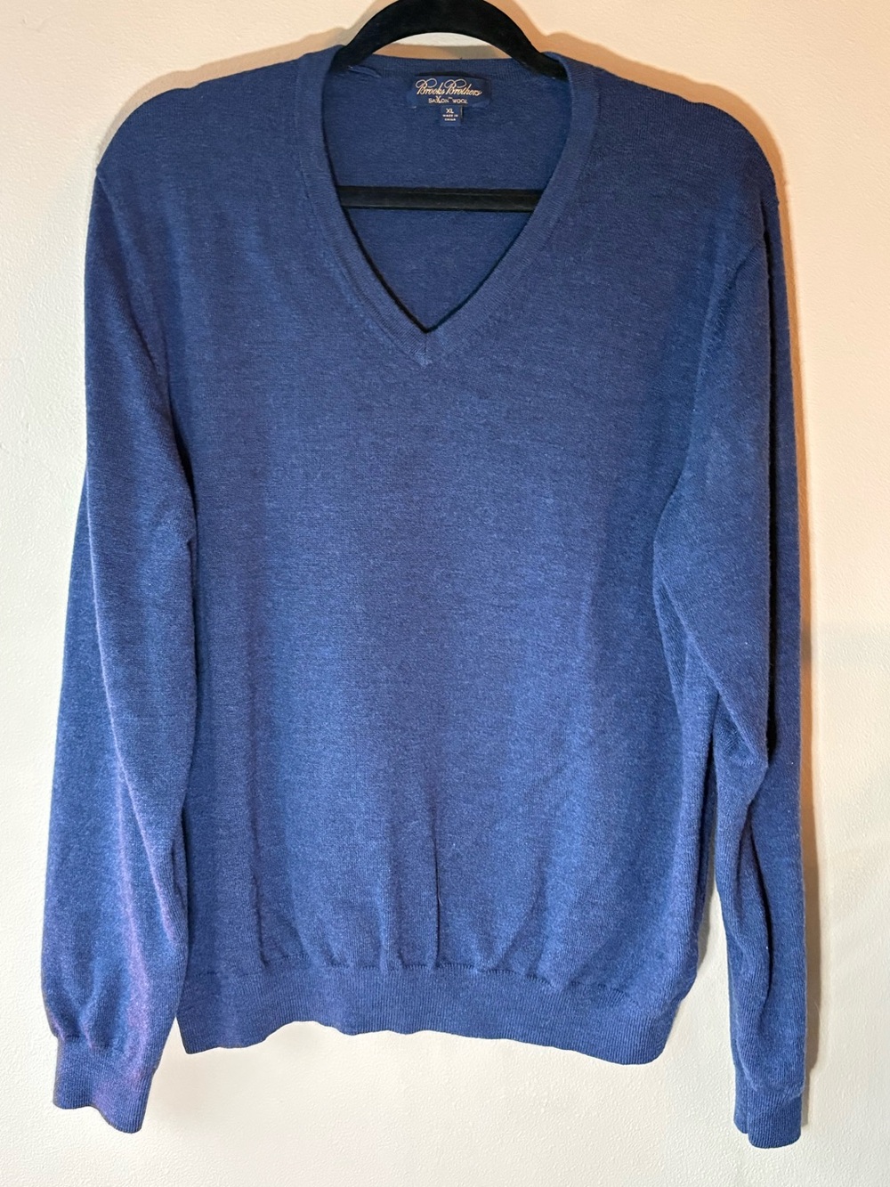 Brooks Brothers Saxxon Wool V Neck Sweater Blue Mens Preppy
